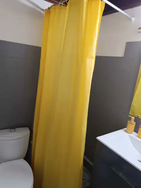 Bungalow accueillant à La Trinité, 47 m², véranda charmante - Photo 5