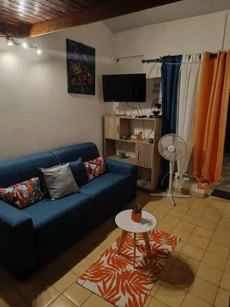 Bungalow accueillant à La Trinité, 47 m², véranda charmante - Photo 11