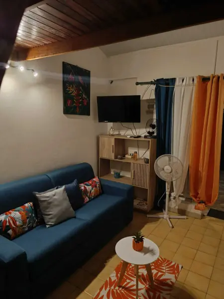 Bungalow accueillant à La Trinité, 47 m², véranda charmante - Photo 14