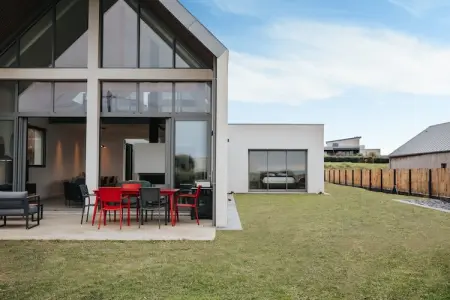 Architekten Villa mit Meerblick, Villa d'architecte avec vue sur la mer - Photo 4