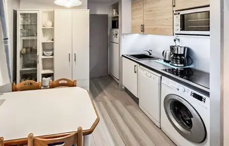 PISCINE ET ACCÈS PLAGE, Appartement 5 personnes à Hyères - Photo 10