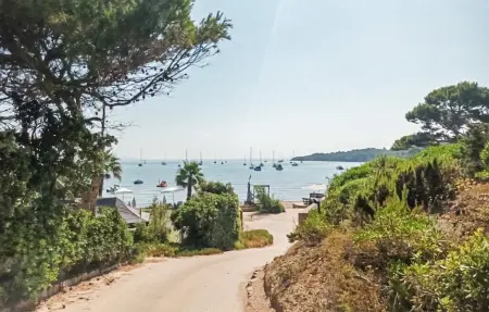 PISCINE ET ACCÈS PLAGE, Appartement 5 personnes à Hyères - Photo 15