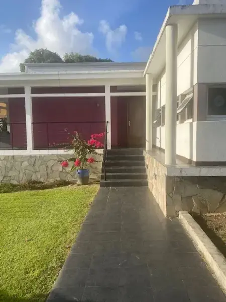 Appartement avec terrasse à Fort-de-France 50 m² - Photo 8