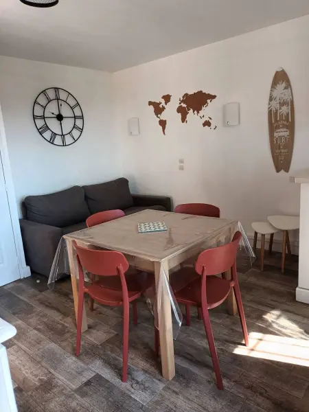 Appartement Cozy aux Issamdres avec Piscine, Appartement 6 personnes à Roquebrune sur Argens - Photo 3