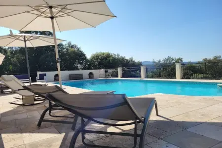 Villa Christine, Villa Christine, avec piscine et vue en Provence - Photo 8