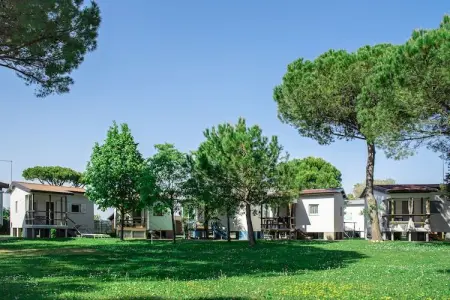 Village Marina di Cortellazzo Lido di Jesolo Pineta Bungalow Superior, Maison de vacances près de Lido di Jesolo - Photo 2