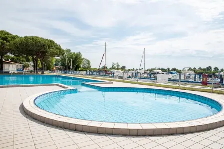 Village Marina di Cortellazzo Lido di Jesolo Pineta Bungalow, Bungalow à Marina di Cortellazzo Jesolo - Photo 18