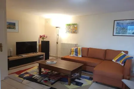 Sur place, Deux gîtes familiaux avec piscine à Carcès - Photo 1