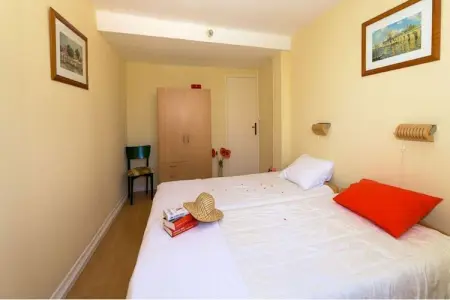 Sur place, Deux gîtes familiaux avec piscine à Carcès - Photo 15