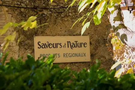 Sur place, Deux gîtes familiaux avec piscine à Carcès - Photo 34