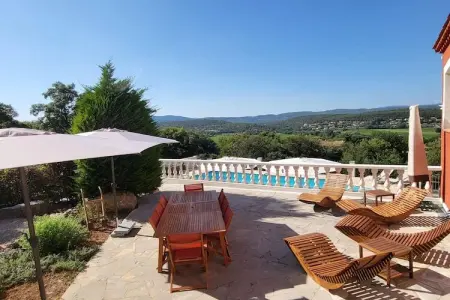 Sur place, Deux gîtes familiaux avec piscine à Carcès - Photo 37