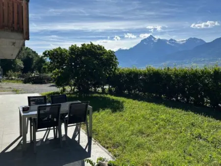 Why not à 5 mns de Sion, Appartement 4 personnes à Sion - Photo 1