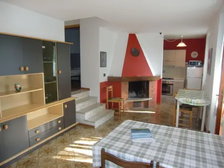 WOHNUNG IM ERDGESCHOSS MIT POSITION IM ÜBERBLICK - Photo 4