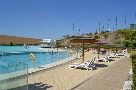 Elegant 2-Bedroom Apartment | Alcazaba Lagoon 1112, Appartement Alcazaba Lagoon pour 4 personnes - Photo 8