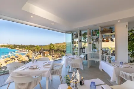 Chic 3-Bed Apartment ALCAZABA LAGOON (2107), Séjour de 3 chambres au bord de la lagune - Photo 9