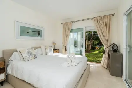 Charming 2-Bed Retreat Alcazaba Lagoon (304), Charmant appartement Lagoon avec 2 chambres - Photo 3