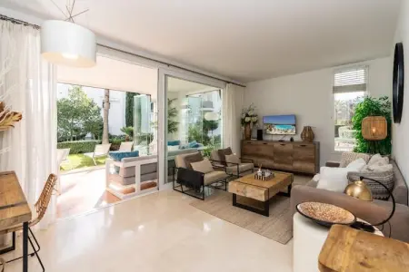 Charming 2-Bed Retreat Alcazaba Lagoon (304), Charmant appartement Lagoon avec 2 chambres - Photo 11