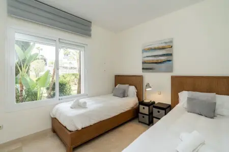 Charming 2-Bed Retreat Alcazaba Lagoon (304), Charmant appartement Lagoon avec 2 chambres - Photo 15