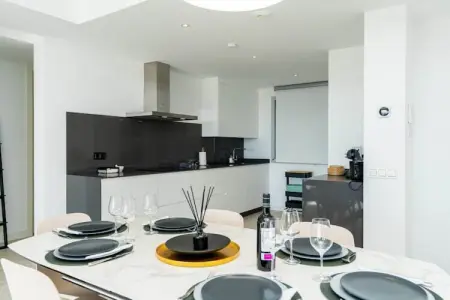 Stylish 2-Bed Apartment | Alcazaba Lagoon (1713), Appartement Lagoon élégant pour 4 personnes - Photo 2