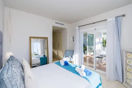 Modern 2-Bedroom Apartment - Alcazaba Lagoon (411), Appartement de vacances avec vue sur la lagune - Photo 17