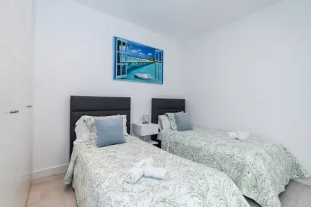 Elegant 2-Bed Apartment | Alcazaba Lagoon (1604), Élégante retraite au bord du lagon pour 4 - Photo 19