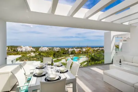 Stylish 3-Bed Apartment | Alcazaba Lagoon 1514, Complexe avec vue sur la montagne à Solenzara - Photo 22