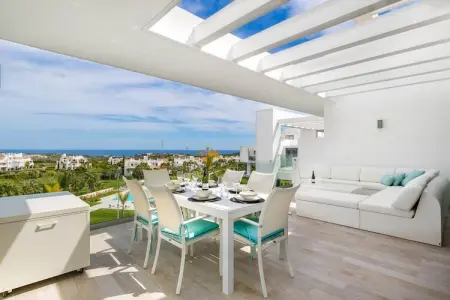 Stylish 3-Bed Apartment | Alcazaba Lagoon 1514, Complexe avec vue sur la montagne à Solenzara - Photo 24