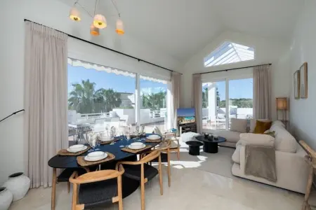 Exclusive 3-bed Penthouse Alcazaba Lagoon (321), Penthouse exclusif près de la lagune - Photo 1