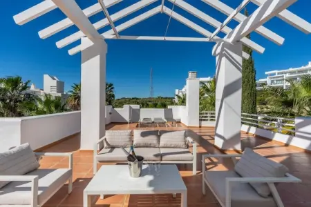 Exclusive 3-bed Penthouse Alcazaba Lagoon (321), Penthouse exclusif près de la lagune - Photo 4