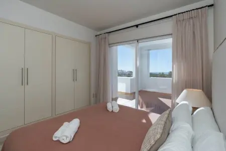 Exclusive 3-bed Penthouse Alcazaba Lagoon (321), Penthouse exclusif près de la lagune - Photo 16
