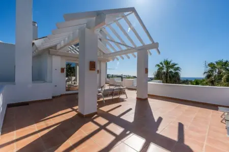 Exclusive 3-bed Penthouse Alcazaba Lagoon (321), Penthouse exclusif près de la lagune - Photo 29