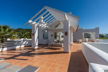 Exclusive 3-bed Penthouse Alcazaba Lagoon (321), Penthouse exclusif près de la lagune - Photo 30
