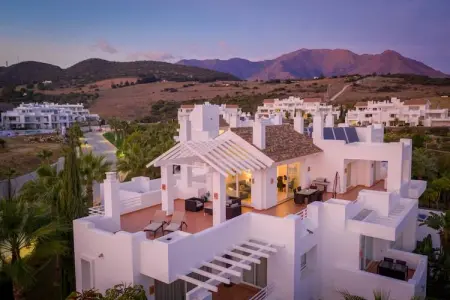 Exclusive 3-bed Penthouse Alcazaba Lagoon (321), Penthouse exclusif près de la lagune - Photo 52