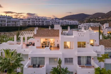 Exclusive 3-bed Penthouse Alcazaba Lagoon (321), Penthouse exclusif près de la lagune - Photo 60