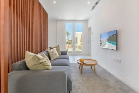 Modern Villa with Private Pool & Rooftop Terrace, Villa moderne à Mijas Costa - Photo 1