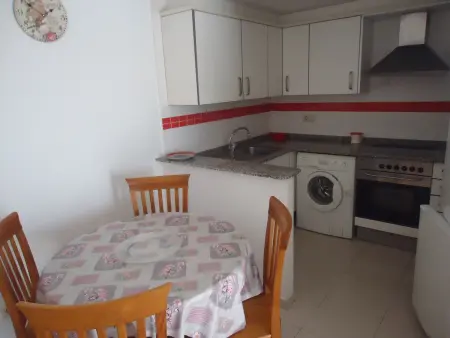 Appartement confortable avec balcon - 5 pers, 2 chambres - Photo 10