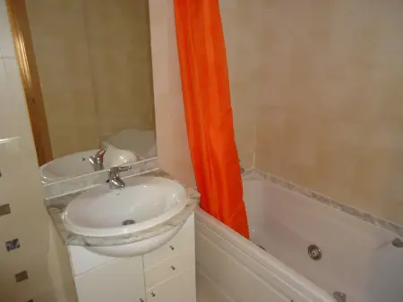 Appartement confortable avec balcon - 5 pers, 2 chambres - Photo 15