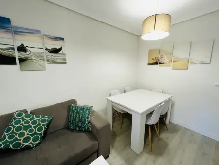 Moderne & Cosy Appartement à Benidorm - Animaux Admis, Parking Inclus - Photo 5