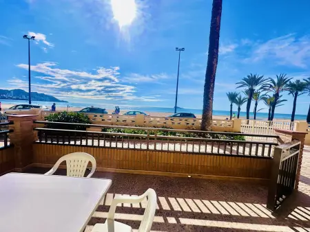 Appartement en Front de Mer à Benidorm avec Animaux Admis - Photo 1