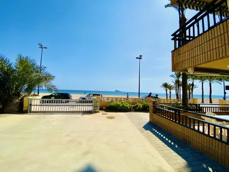 Appartement en Front de Mer à Benidorm avec Animaux Admis - Photo 18
