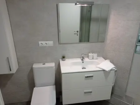 Appartement confortable avec piscine, parking et climatisation à Gandía, Espagne - Photo 17