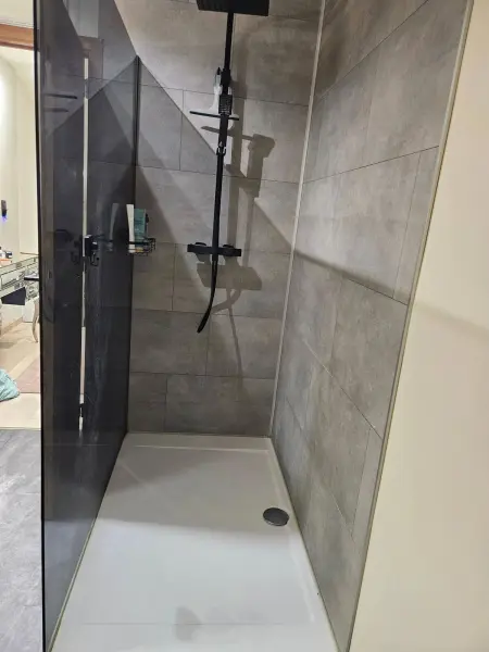 Appartement lumineux avec 2 chambres à Herstal, Appartement 3 personnes à Herstal - Photo 10