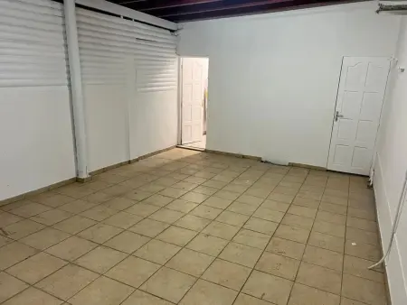 Charmant appartement avec terrasse à Sainte-Rose 60 m² - Photo 22
