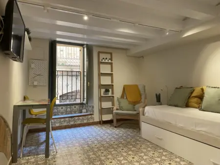 Charmant studio rénové au cœur de Tarragone proche plage - Photo 1