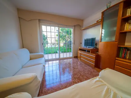 Maison de ville avec jardin, WiFi et parking près de la plage à Santa Susanna - Photo 6