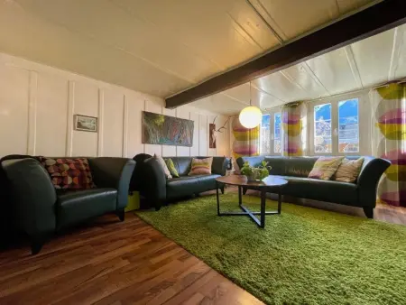 Chalet-Hausteil mit Garten im Dorfkern, Maison 4 personnes à Ringgenberg - Photo 10