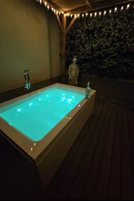 FlorArt Boutique-Wohnung mit Garten und Spa, Appartement 4 personnes à Firenze - Photo 5
