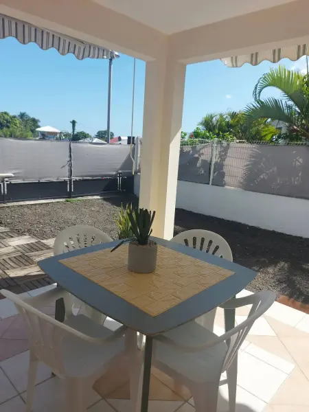 Charmante maison à Sainte-Luce avec vue sur la mer - Photo 1