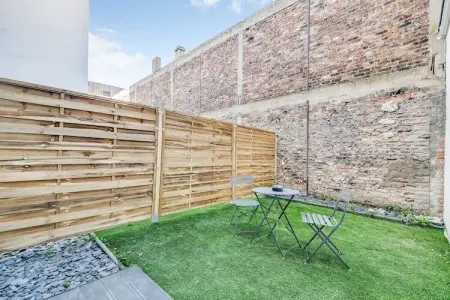 AA-18-14JUILLET, Studio 2 pièces avec patio près de Paris - Photo 3