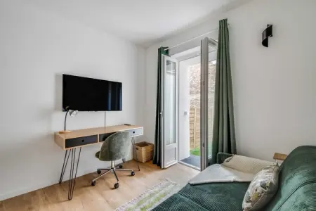 AA-18-14JUILLET, Studio 2 pièces avec patio près de Paris - Photo 33